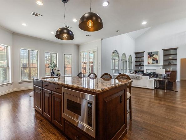 4149  Lively Lane , Dallas Texas 75220