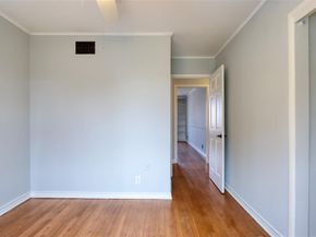 2510  Highwood Drive , Dallas Texas 75228