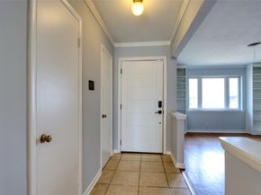 2510  Highwood Drive , Dallas Texas 75228