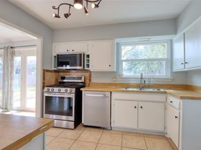 2510  Highwood Drive , Dallas Texas 75228