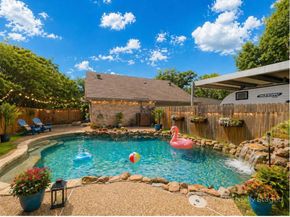 767  Dove Circle , Lewisville Texas 75067