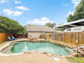 767  Dove Circle , Lewisville Texas 75067
