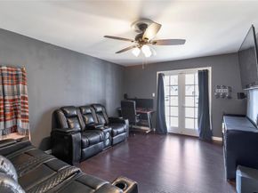 2906  Pacific Court , Irving Texas 75062