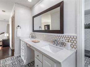 2906  Pacific Court , Irving Texas 75062