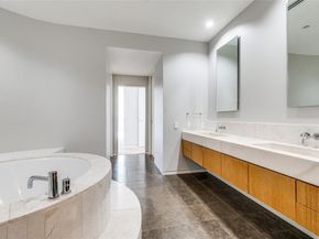 2430  Victory Park Lane  1809, Dallas Texas 75219