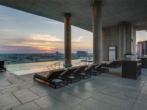 2430  Victory Park Lane  1809, Dallas Texas 75219