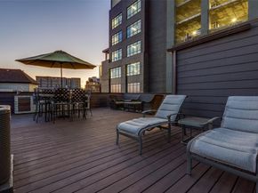 2111  Albany Street , Dallas Texas 75201