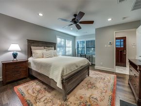 2111  Albany Street , Dallas Texas 75201