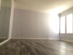 513  Towne House Lane , Richardson Texas 75081