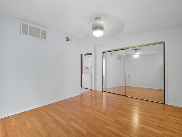 2310  Bamboo Drive  J207, Arlington Texas 76006