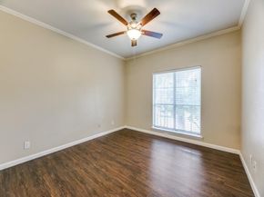 8601  Park Lane  221, Dallas Texas 75231