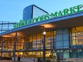 8601  Park Lane  221, Dallas Texas 75231