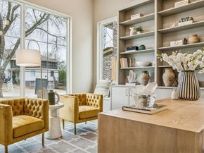 1811  Bermuda Street , Dallas Texas 75214