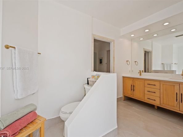 2729 NW 28th St, Boca Raton FL 33434