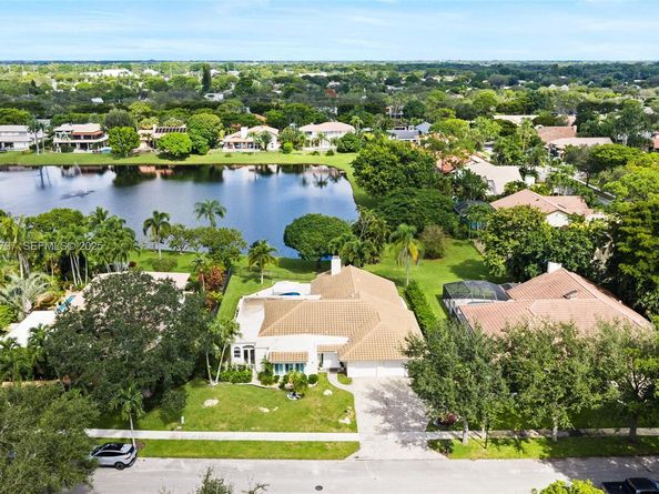 2729 NW 28th St, Boca Raton FL 33434