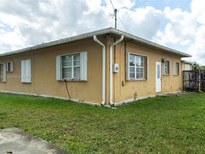 4151 SW 112th Ct, Miami FL 33165