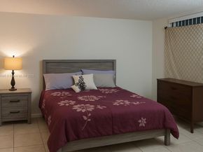 16450 NW 2nd Ave 109, Miami FL 33169