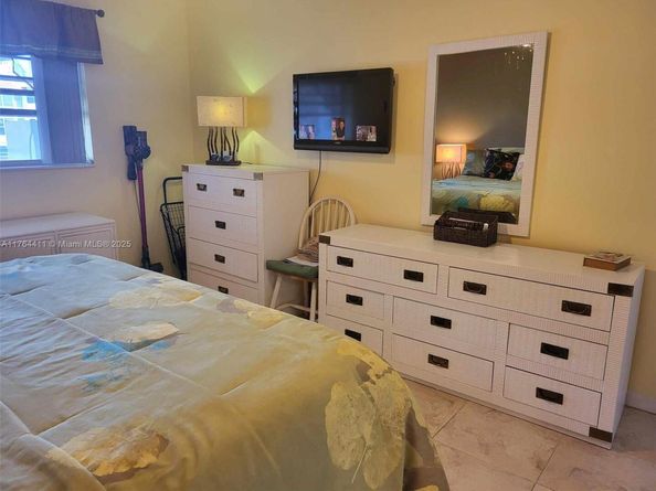 4701 NW 34th St 511, Lauderdale Lakes FL 33319