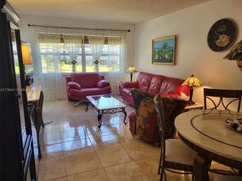 4701 NW 34th St