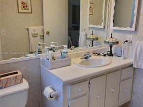 4701 NW 34th St 511, Lauderdale Lakes FL 33319
