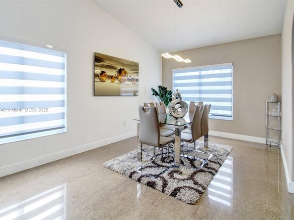 15462 SW 147th St, Miami FL 33196