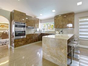 15462 SW 147th St, Miami FL 33196