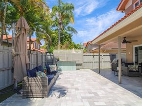 15462 SW 147th St, Miami FL 33196
