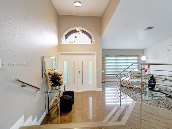 15462 SW 147th St, Miami FL 33196