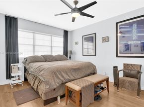 200 S Shore Dr 12, Miami Beach FL 33141