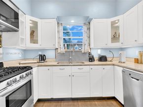 200 S Shore Dr 12, Miami Beach FL 33141