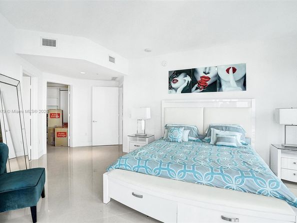 17301 Biscayne Blvd 1207, North Miami Beach FL 33160