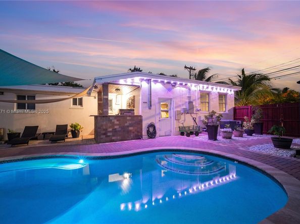 3715 SW 29th St, Miami FL 33134