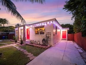 3715 SW 29th St, Miami FL 33134