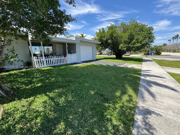 91 Fronton Blvd, Dania Beach FL 33004