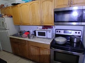 948 NW 14th Ct, Fort Lauderdale FL 33311