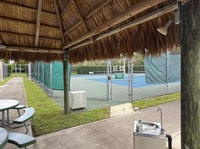 15320 SW 53rd St, Miami FL 33185