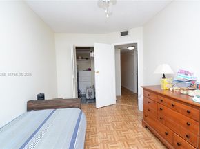 13935 SW 84th St 905, Miami FL 33183