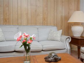 13935 SW 84th St 905, Miami FL 33183