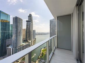 77 SE 5th ST 309, Miami FL 33131