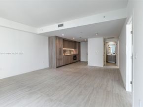 77 SE 5th ST 309, Miami FL 33131