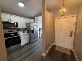 11781 SW 7th St, Pembroke Pines FL 33025