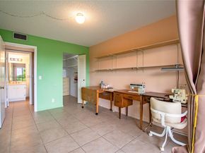 13475 SW 9th St 410A, Pembroke Pines FL 33027