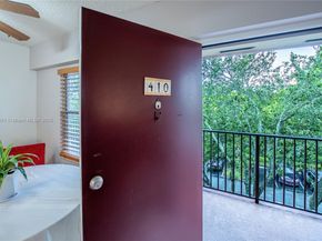 13475 SW 9th St 410A, Pembroke Pines FL 33027