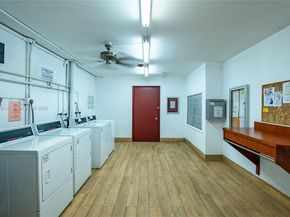 13475 SW 9th St 410A, Pembroke Pines FL 33027