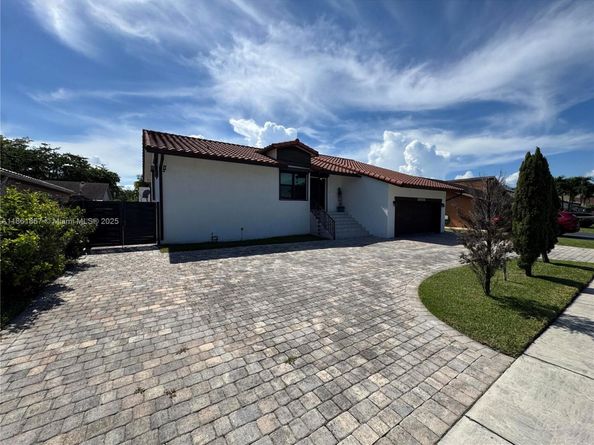 10936 SW 138th Pl, Miami FL 33186