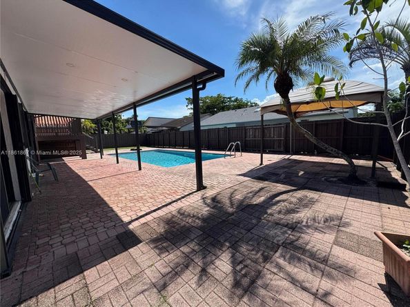 10936 SW 138th Pl, Miami FL 33186