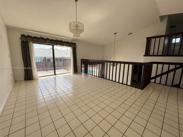 10936 SW 138th Pl, Miami FL 33186