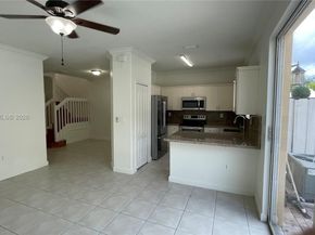 7020 NW 177th St B103, Hialeah FL 33015