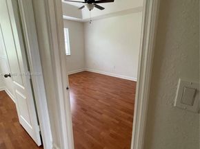 7020 NW 177th St B103, Hialeah FL 33015