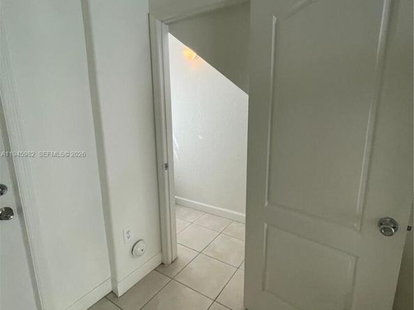 7020 NW 177th St B103, Hialeah FL 33015